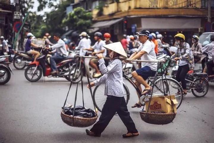 Chuyên gia Hotspot Matrix phân tích: Các nhà khoa học phân tích và marketing video